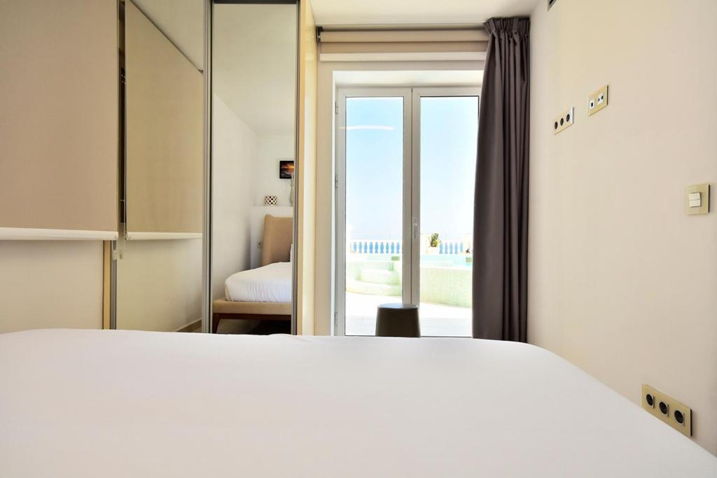 Apartment Atico Suite Ola Blanca