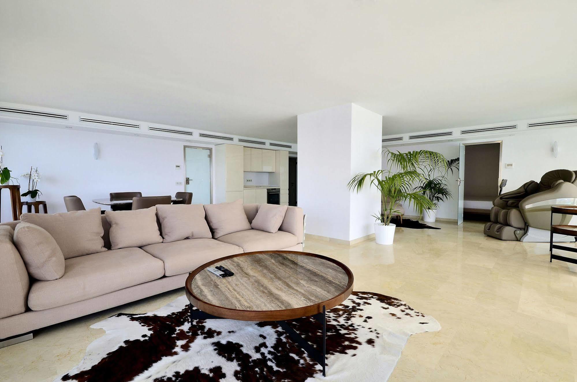 Apartment Atico Suite Ola Blanca
